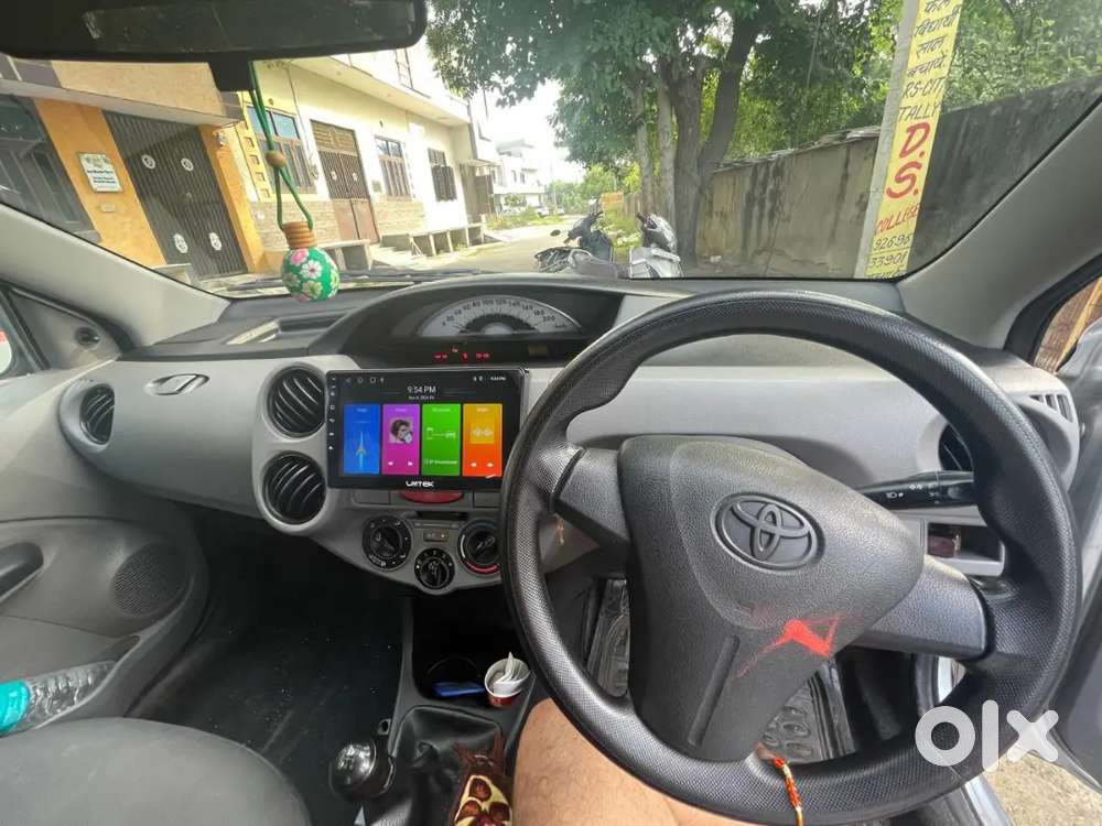 Toyota Etios G Exclusive 2011