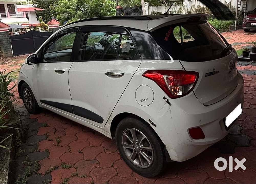 Hyundai Grand I10 2016 Petrol 87500 Km Driven