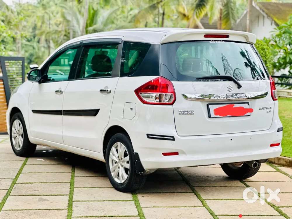 Maruti Suzuki Ertiga 2016 Petrol 132000 Km Driven