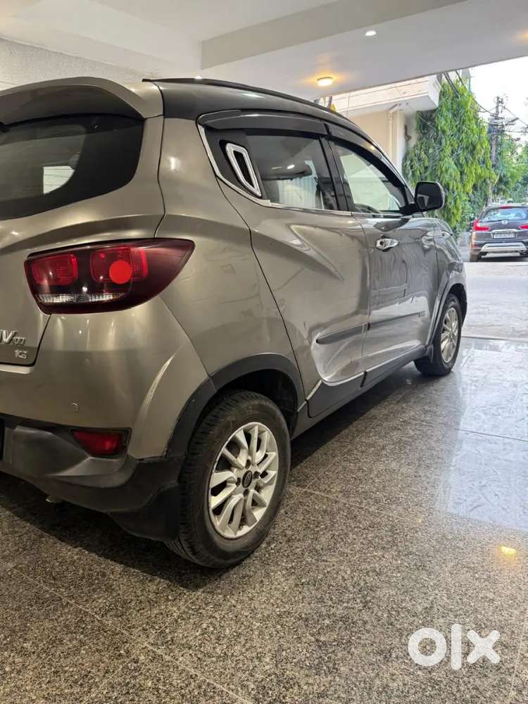 Mahindra Kuv 100  K8
2016 Model First Owner Diesel