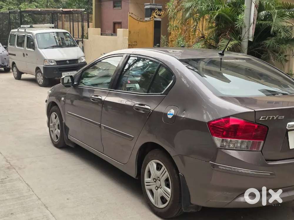 Honda City 1.5s I-vtec Mt Bsiv 2011 Petrol 92,905 Kms Driven,manual