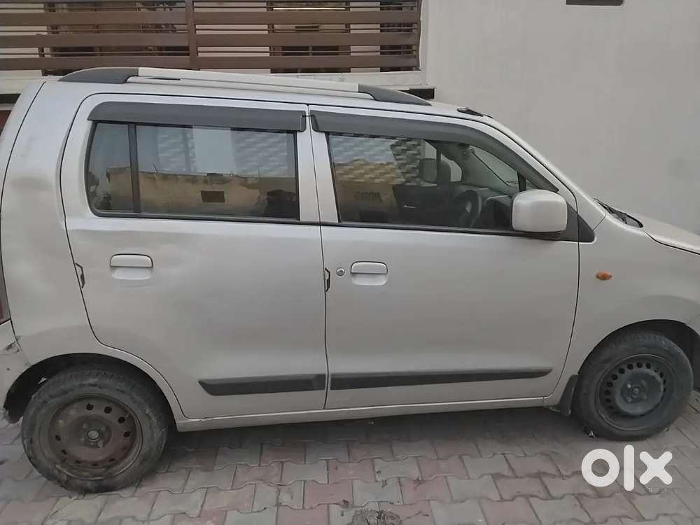 Maruti Suzuki Wagon R 2014(november) Petrol Well Maintained