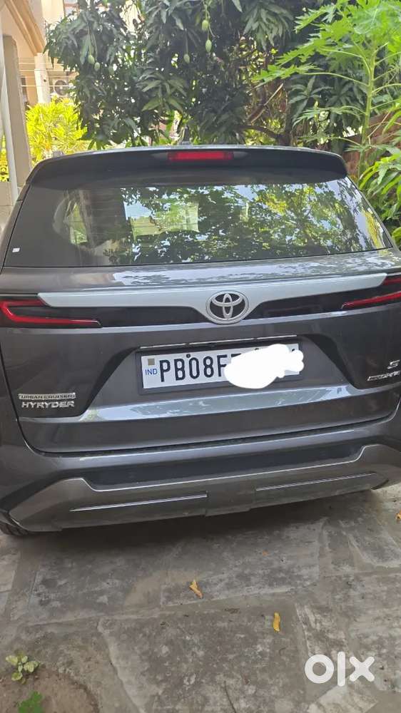 Toyota Hyryder Automatic