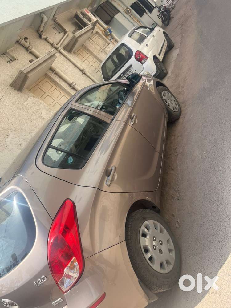 Hyundai I20 2014 Petrol Well Maintained