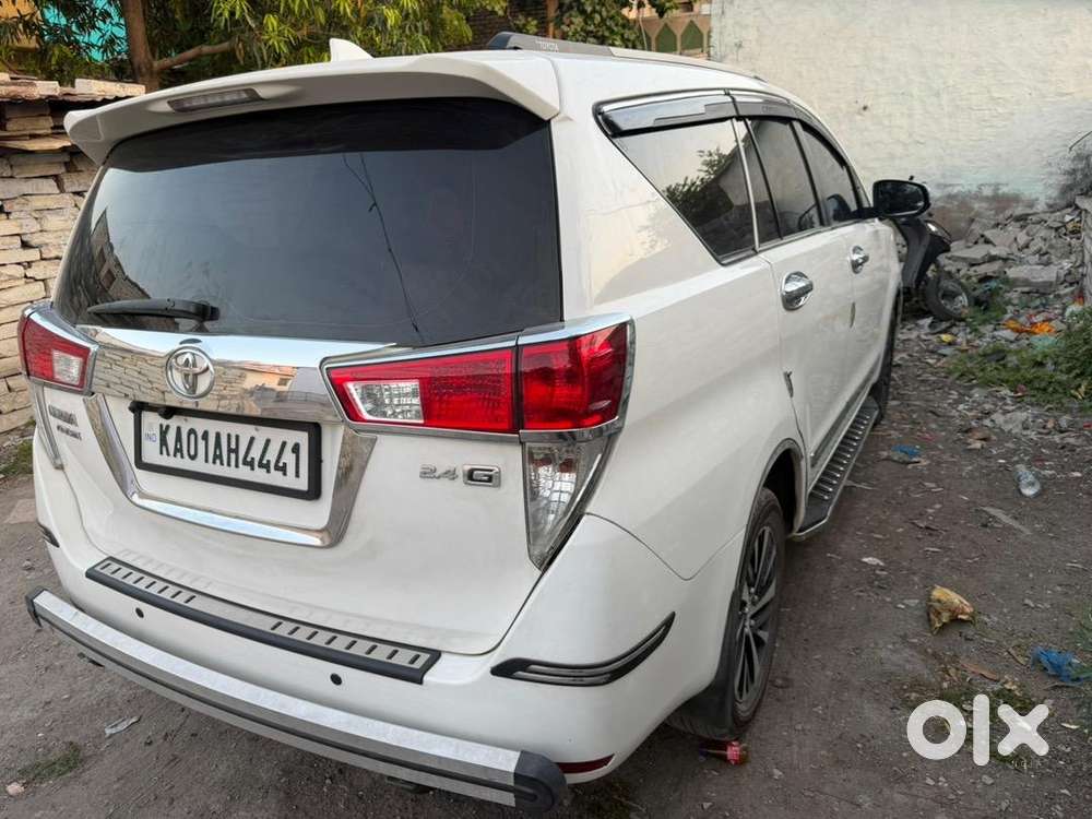 Toyota Innova Crysta 2017 Diesel Showroom Condition Well Maintained