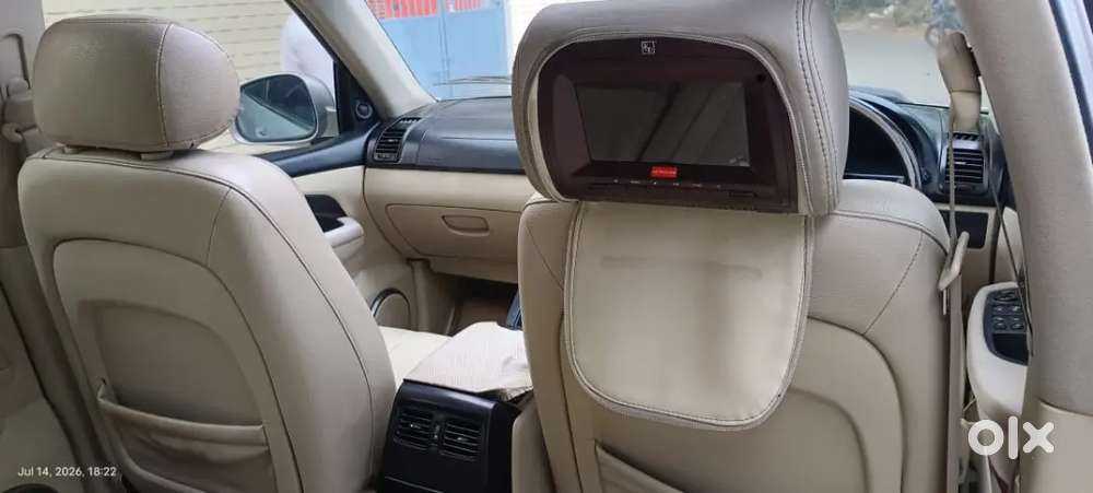 Mahindra Ssangyong Rexton 2012 Year