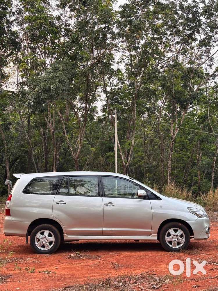 Toyota Innova 2009 Diesel Well Maintained