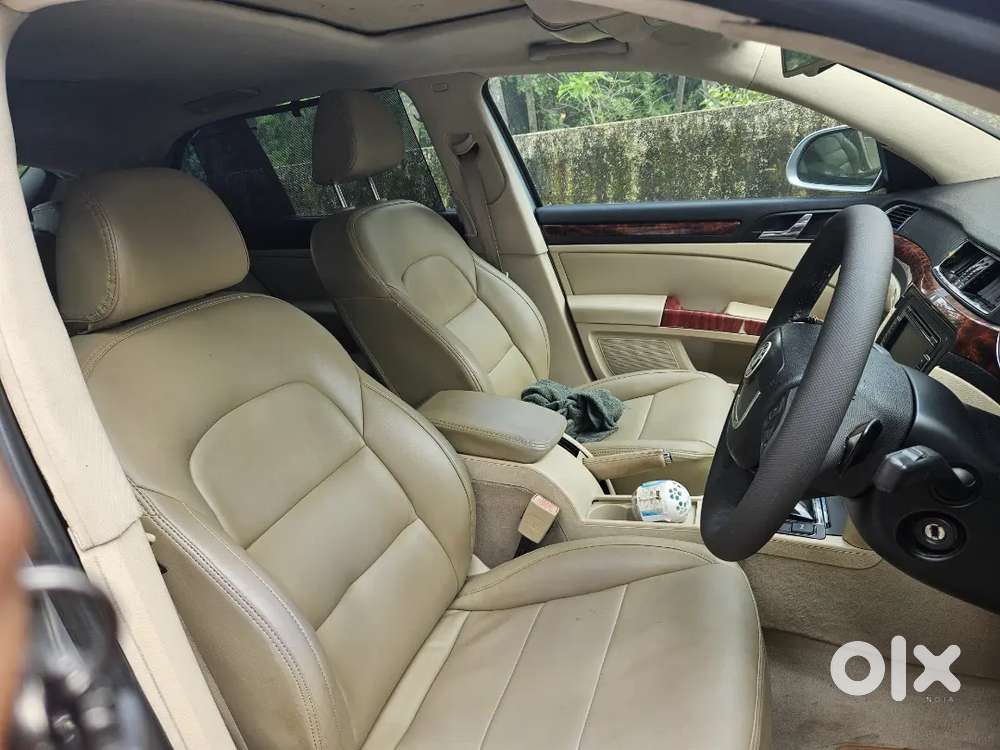 Skoda Superb 2010 Petrol Well Maintained