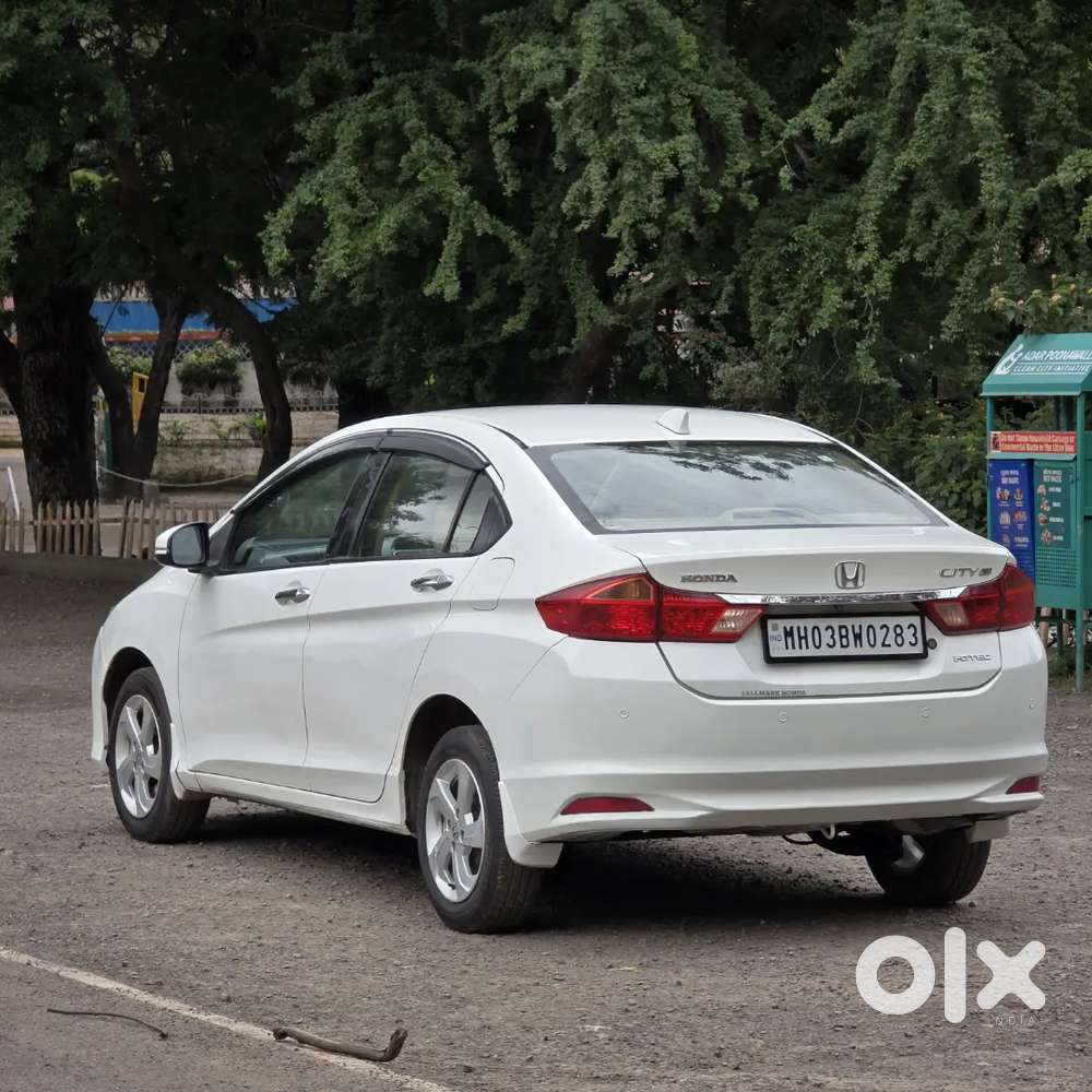 Honda City V Diesel 2015 Top Variant.