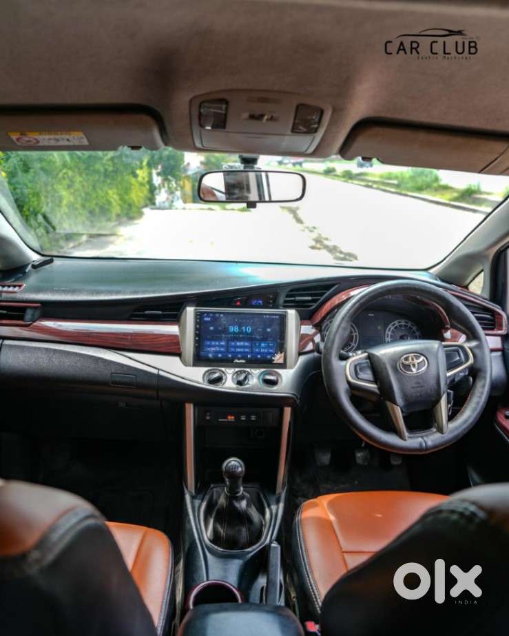 Toyota Innova Crysta 2.4 G Mt 7 Str, 2017, Diesel