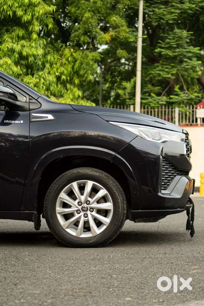 Toyota Innova Hycross 2.0 Vx Hybrid 7 Str, 2024, Petrol