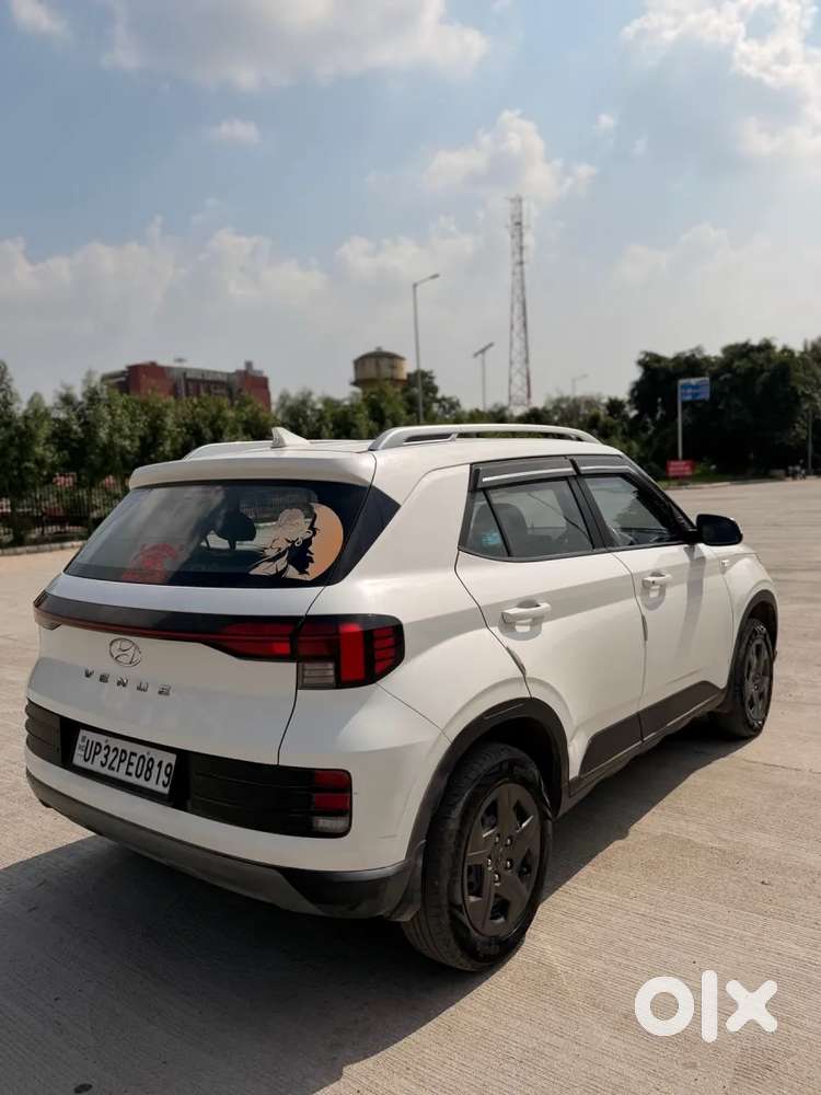 Hyundai Venue S 1.2 Petrol, 2024, Petrol