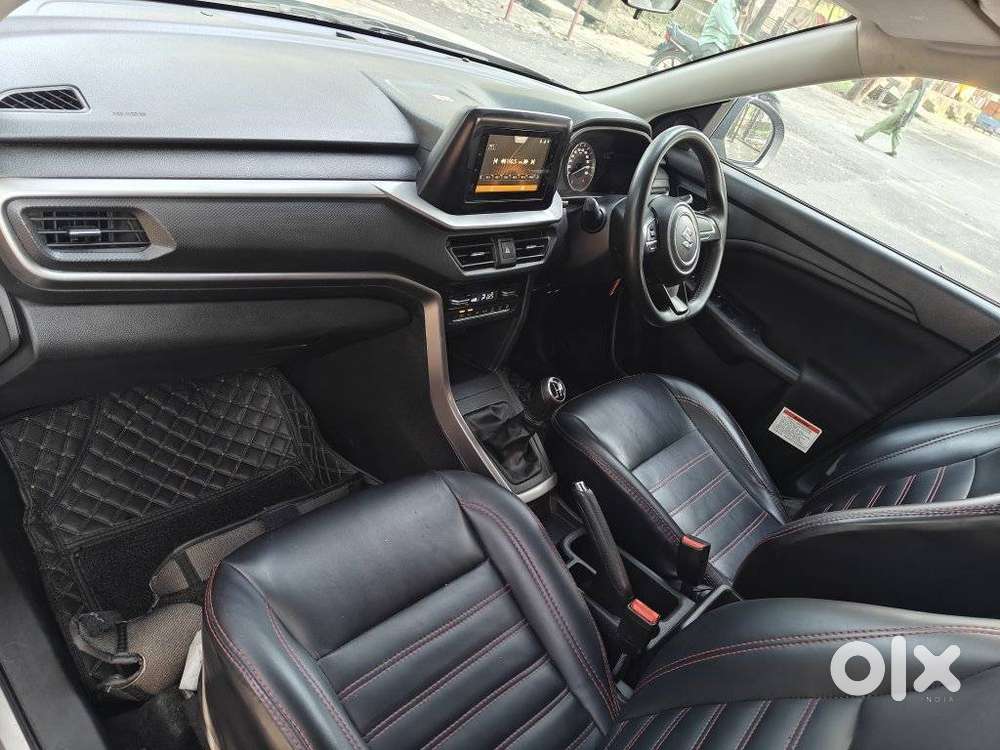 Maruti Suzuki Brezza 1.5 Vxi Cng, 2023, Cng & Hybrids