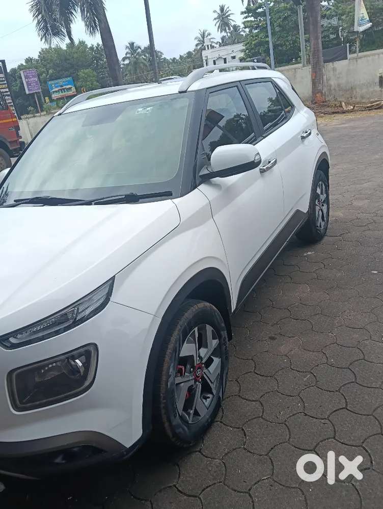 Hyundai Venue Mt 2019 20 Registration Diesel With Sunroof Good Car