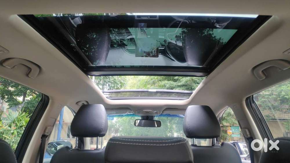 Mg Hector Plus Sharp Pro Blackstorm 1.5 Turbo Petrol Cvt 7 Str, 2025..