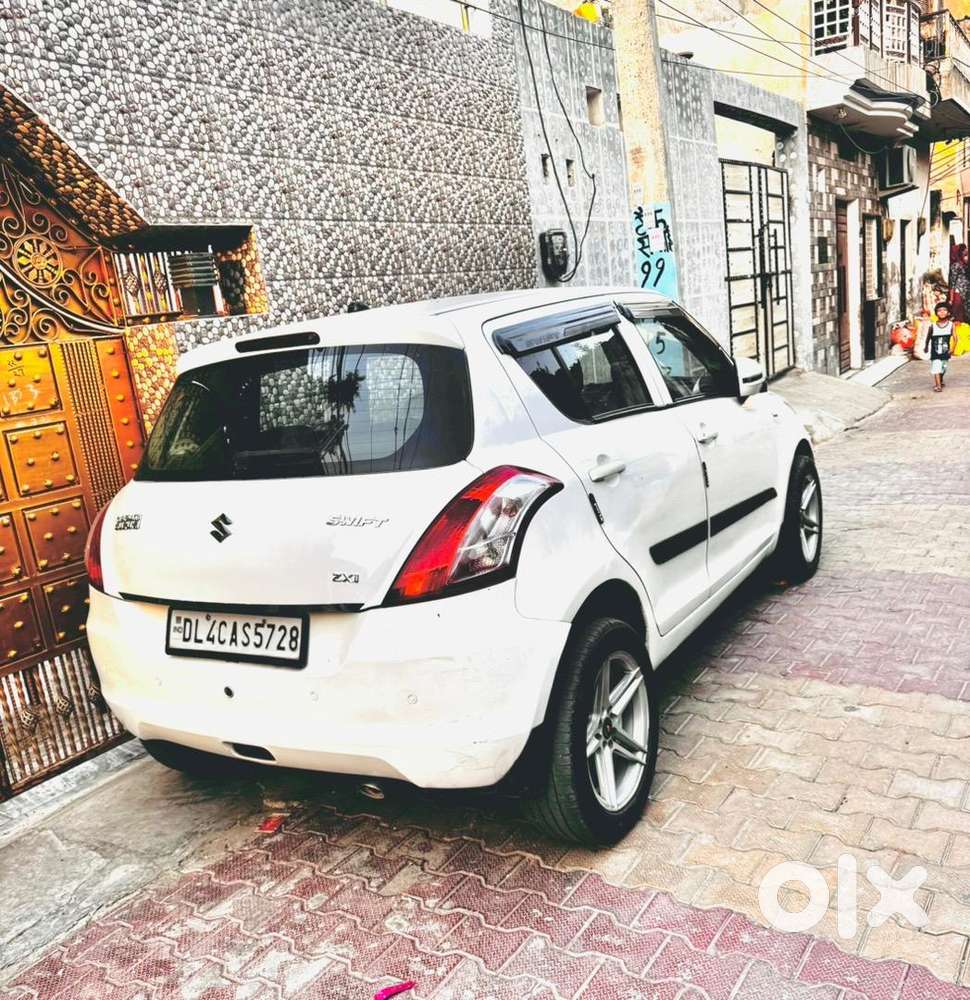 Cng Pass Top Model Zxi Showroom Condition