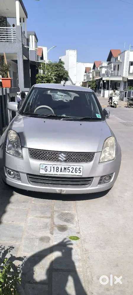 Maruti Suzuki Swift 2011 Cng & Hybrids 114000 Km Driven