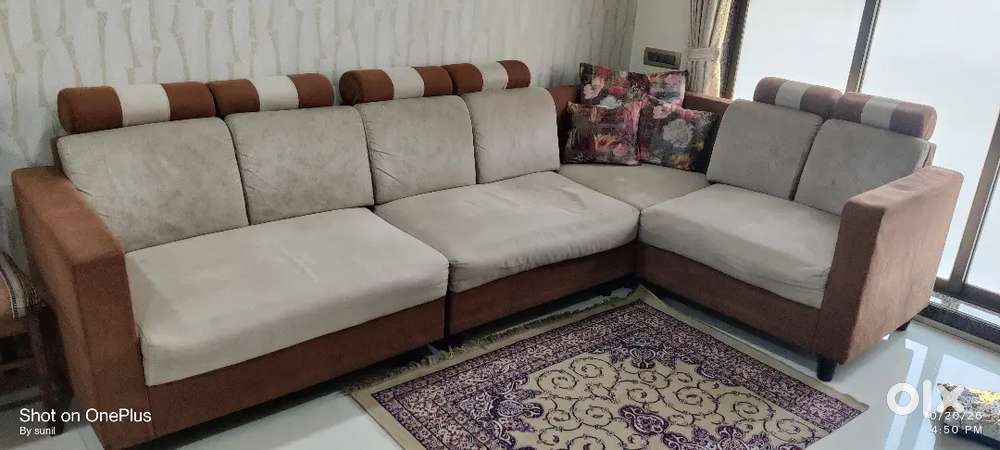 Sofa selling