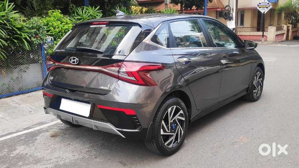 Hyundai I20 Asta (o) 1.2 Mt, 2023, Petrol