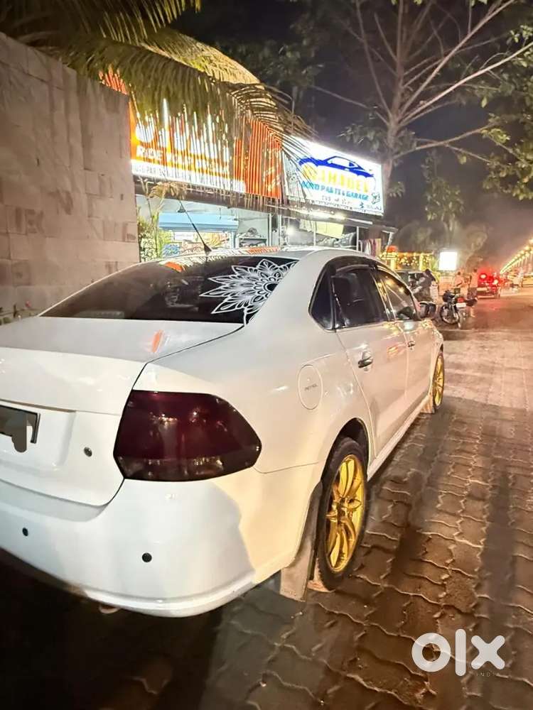 Volkswagen Vento 2014 Petrol 100000 Km Driven