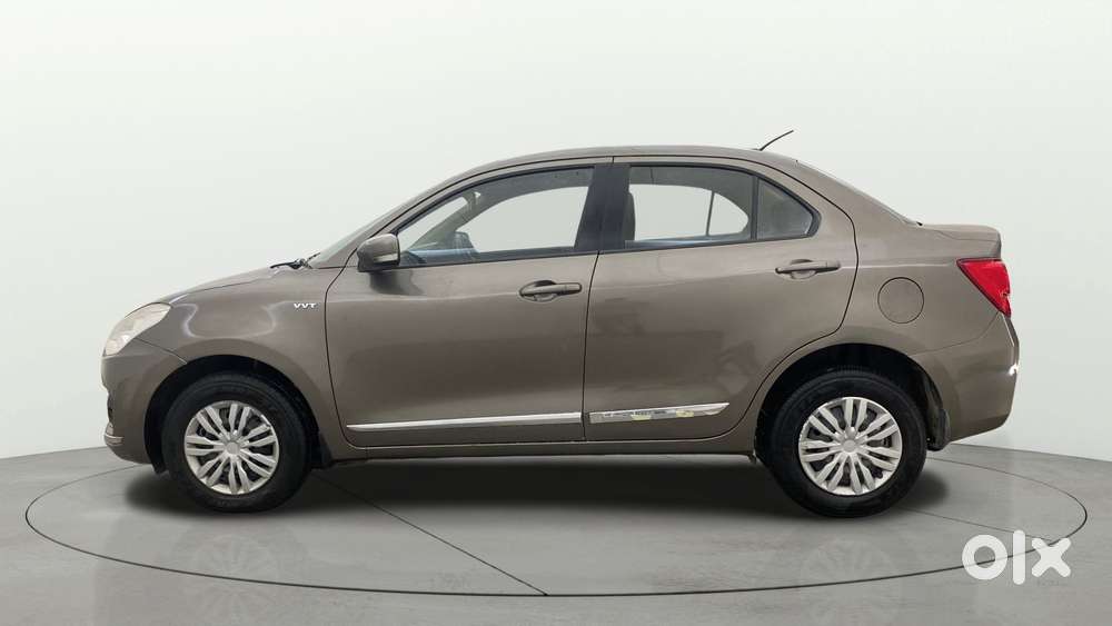 Maruti Suzuki Swift Dzire Amt Vxi, 2017, Petrol