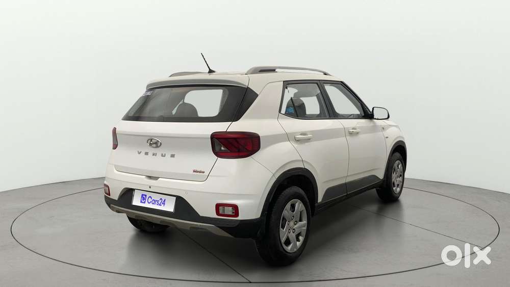 Hyundai Venue S Turbo Dct, 2021, Petrol