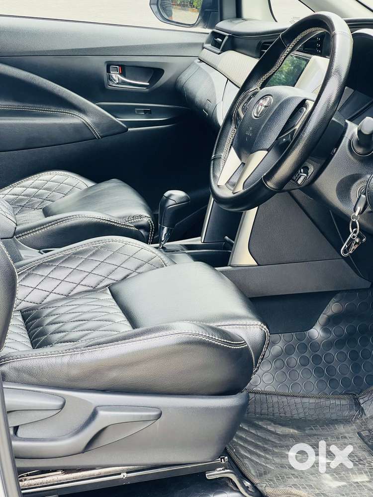 Toyota Innova Crysta [2020-ongoing] 2.4 Gx At 8 Str, 2022, Diesel