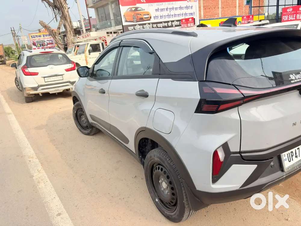 Tata Nexon 2024 Petrol Manual 62000 Km