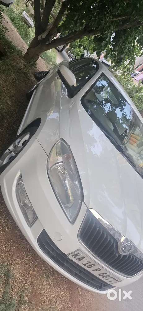 Skoda Rapid 2015 Diesel Good Condition New Tire.
Recently, Service