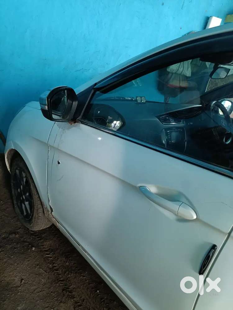 Tata Bolt 1.2 Xt Revotron 2017 Top Model
