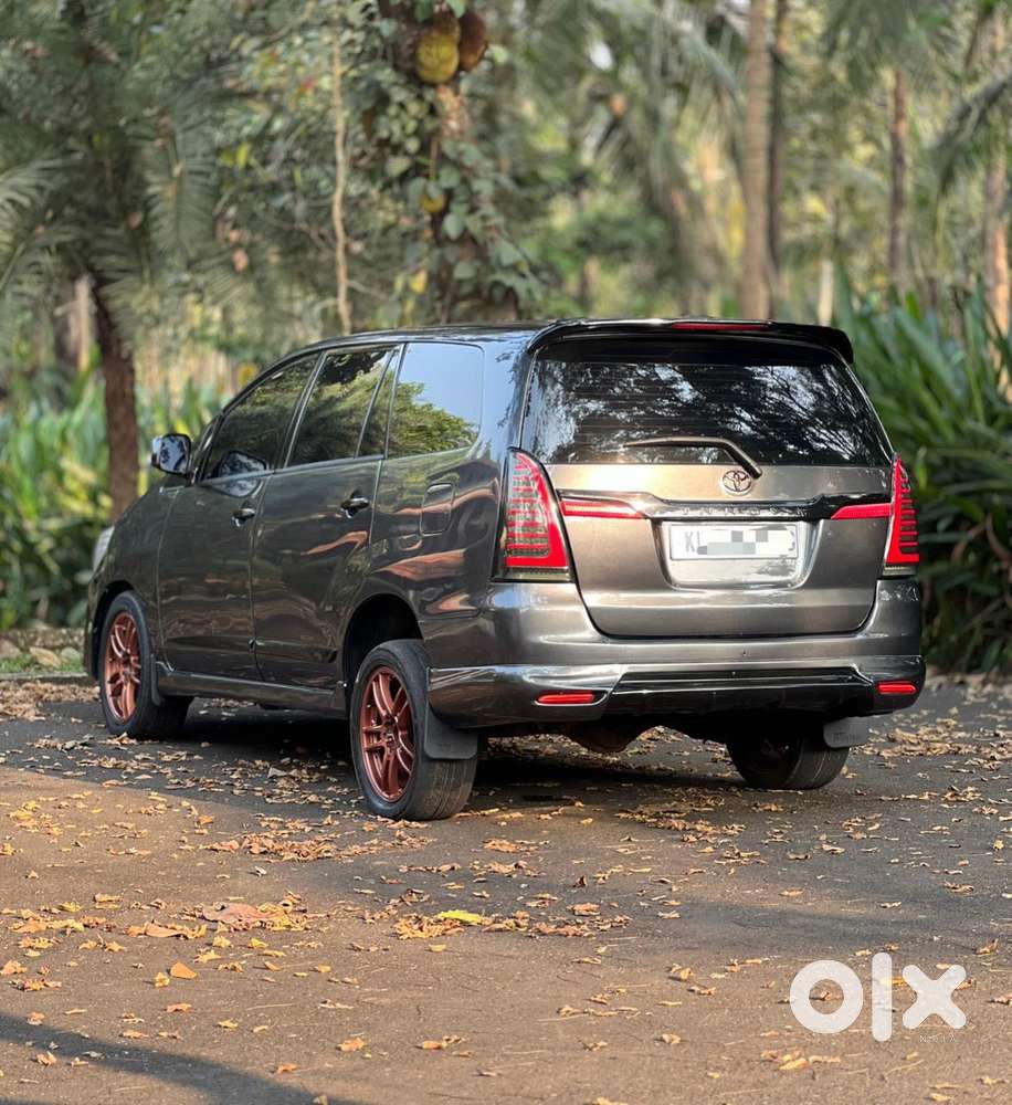 Toyota Innova 2.5 G (diesel) 7 Seater, 2016, Diesel