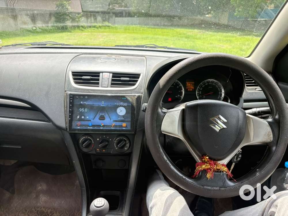 Maruti Suzuki Swift Vxi, 2013, Petrol
