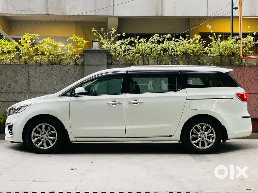 Kia Carnival Limousinec Plus 7 Str