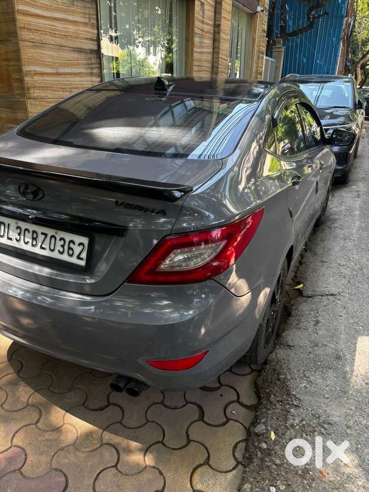 Hyundai Verna 2012 Petrol Well Maintained