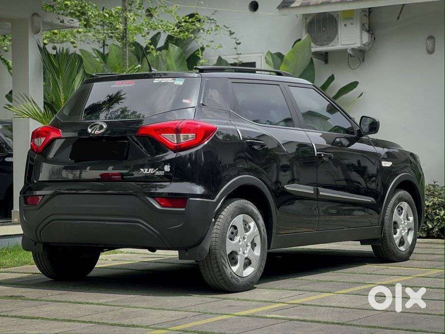 Mahindra Xuv300 W6, 2022, Petrol