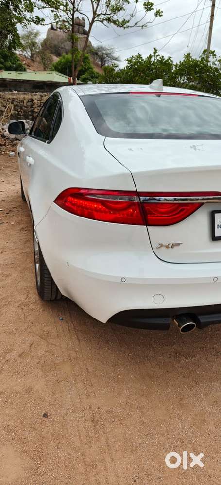 Jaguar Xf Petrol 2019