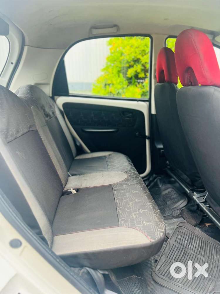 Tata Nano Xe, 2017, Petrol