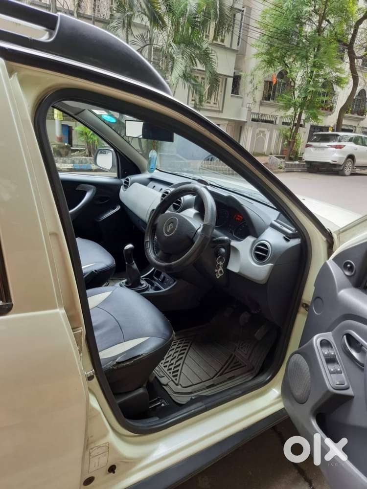 Renault Duster Rxe Petrol 2013 Owner Driven Personal Car
