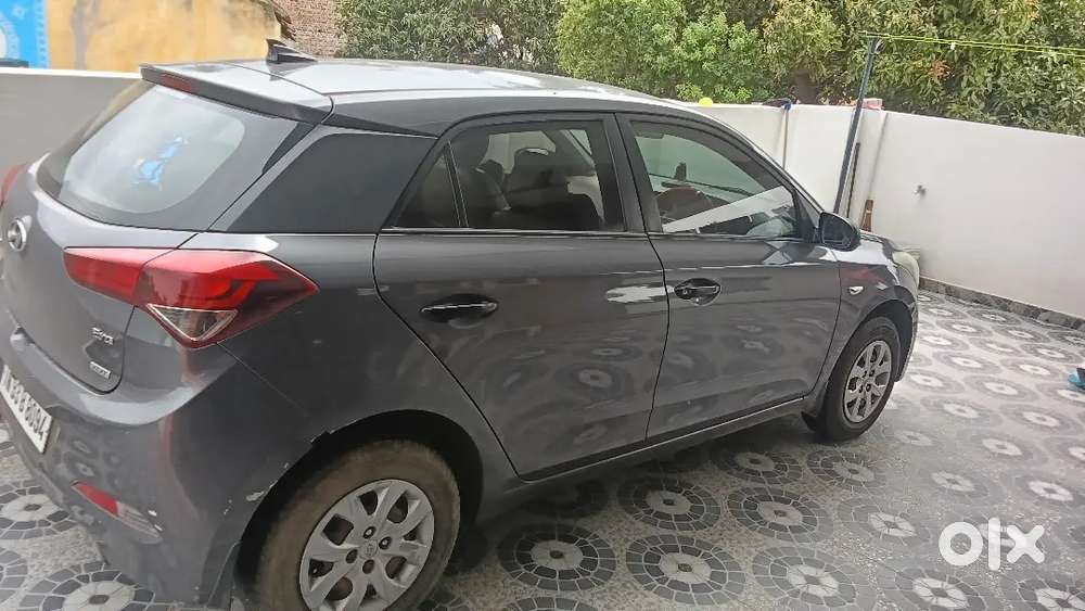 Hyundai Elite I20 2016 Petrol 130000 Km Driven