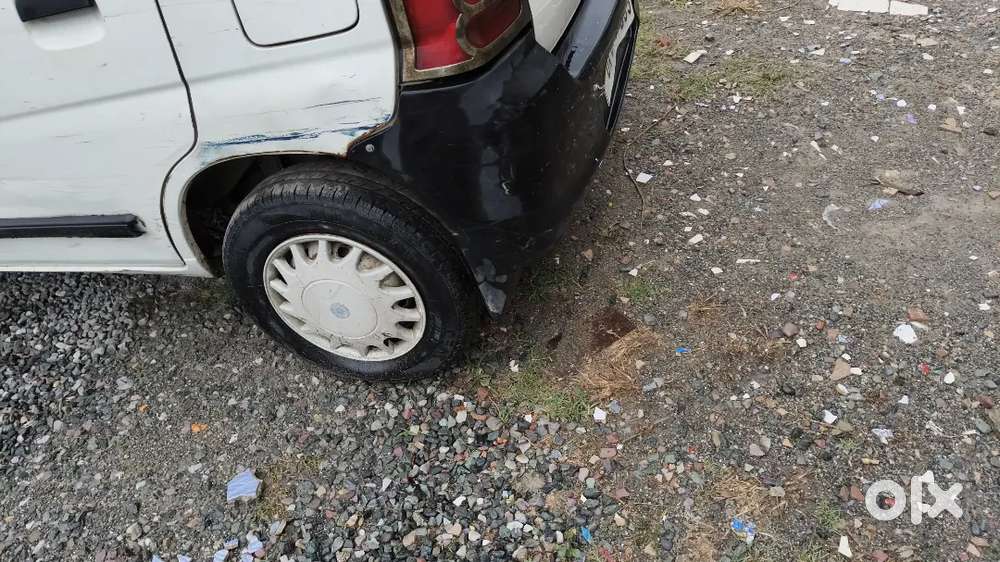 Haldwani Number Hai Bhi Kami Nahin Hai Andar Se Bhi Gadi Hai