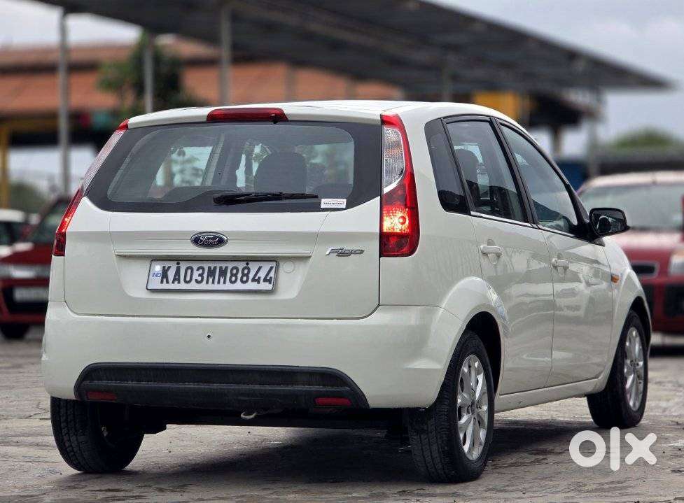 Ford Figo, 2010, Petrol