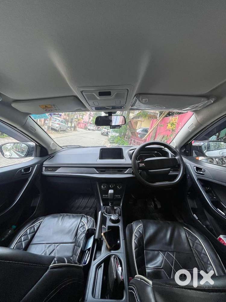 Tata Nexon 2025 Petrol 7000 Km Driven