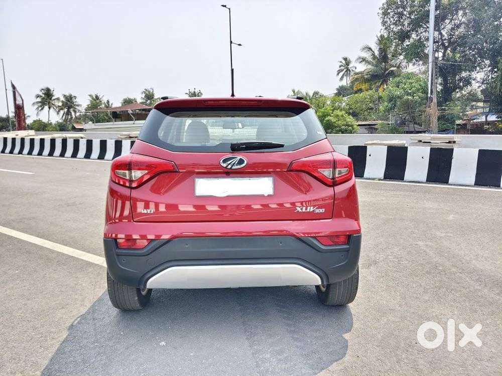 Mahindra Xuv300 W8 Option Diesel, 2021, Diesel