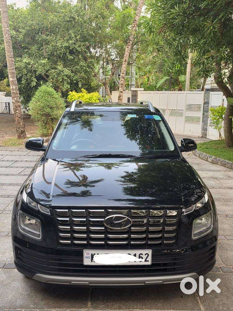 Hyundai Venue, 2025, Petrol