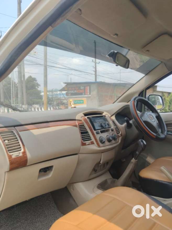Toyota Innova 2.5 G (diesel) 7 Seater, 2012, Diesel