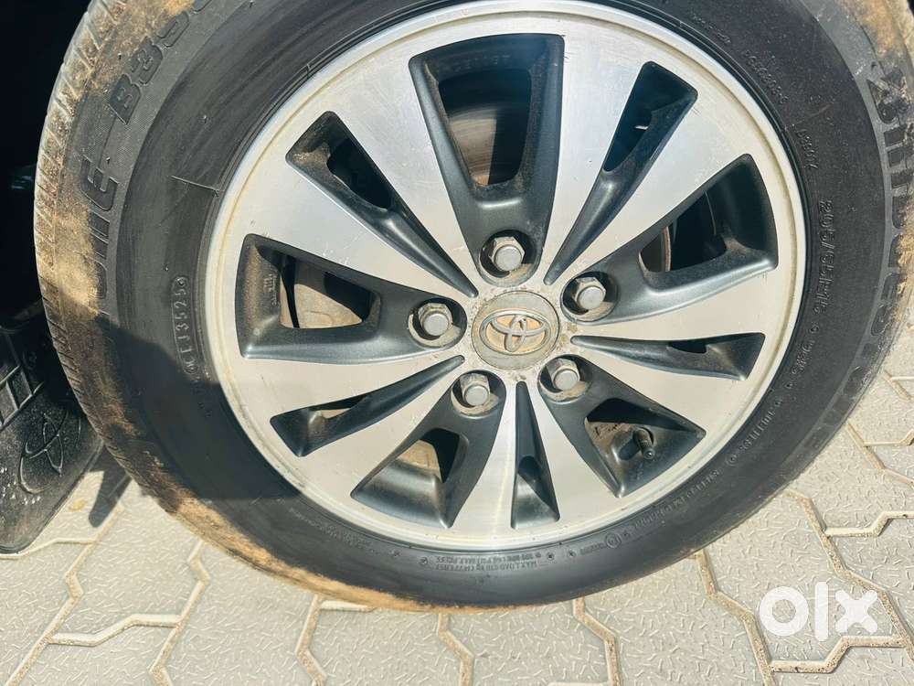 Toyota Innova 2.5 Vx 7 Str, 2015, Diesel