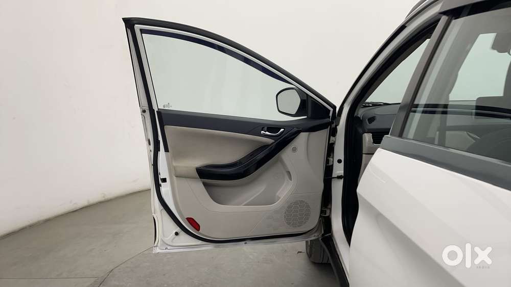 Tata Nexon 1.5 Revotorq Xza Plus S Amt, 2022, Petrol