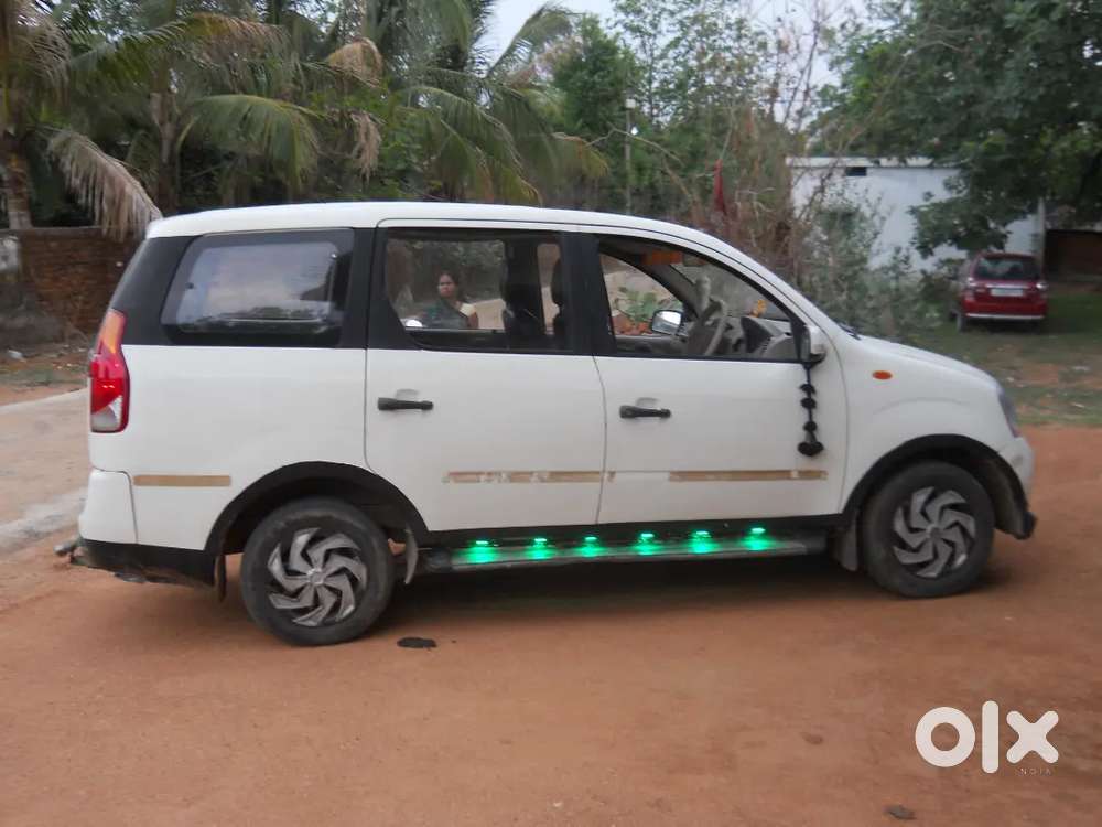 Mahindra Xylo Diesel 2011 Car