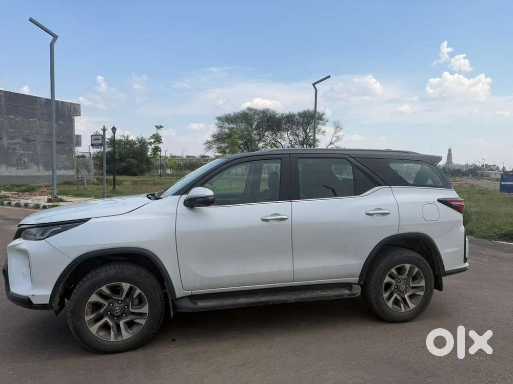 Toyota Fortuner Legender 2025 Diesel Well Maintained