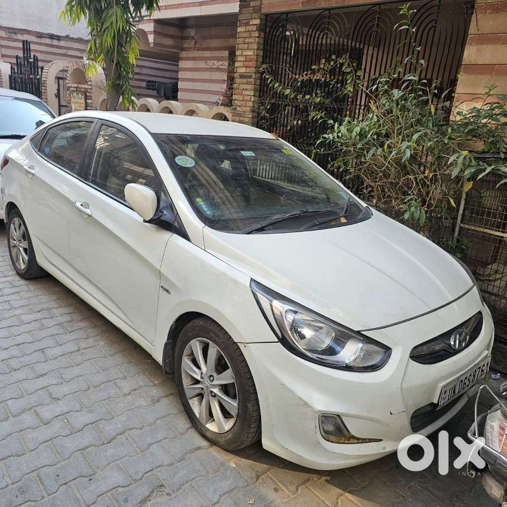 Hyundai Verna 2011 Diesel 65000 Km  Driven